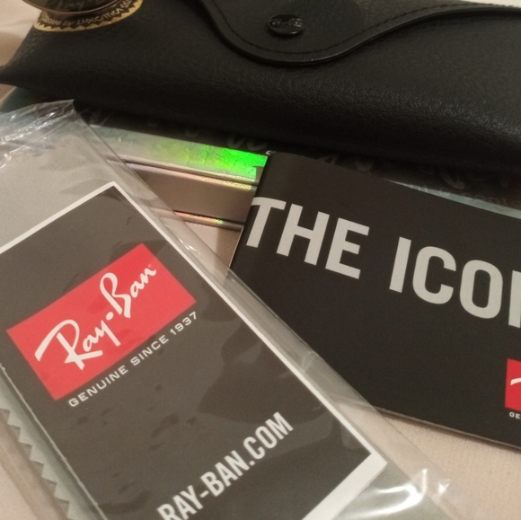 Round Metal Ray-Bans - Picture 4 of 4